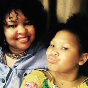 Meet your Posher, Claudine